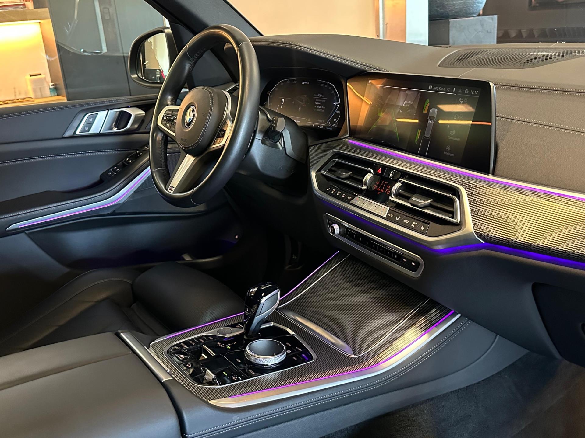 44889234-5.jpg