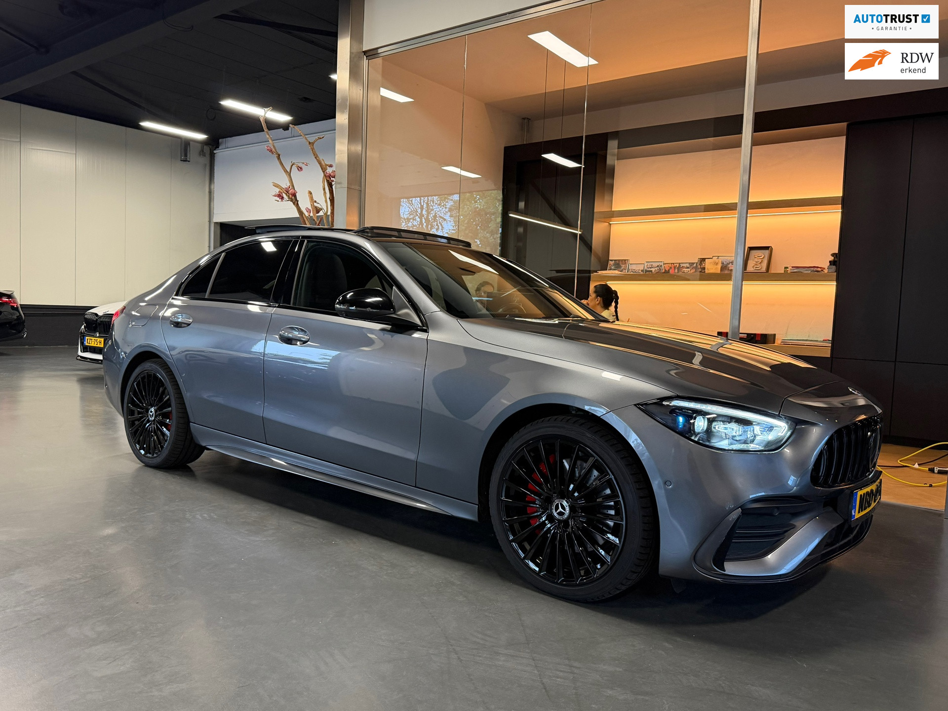 57325020